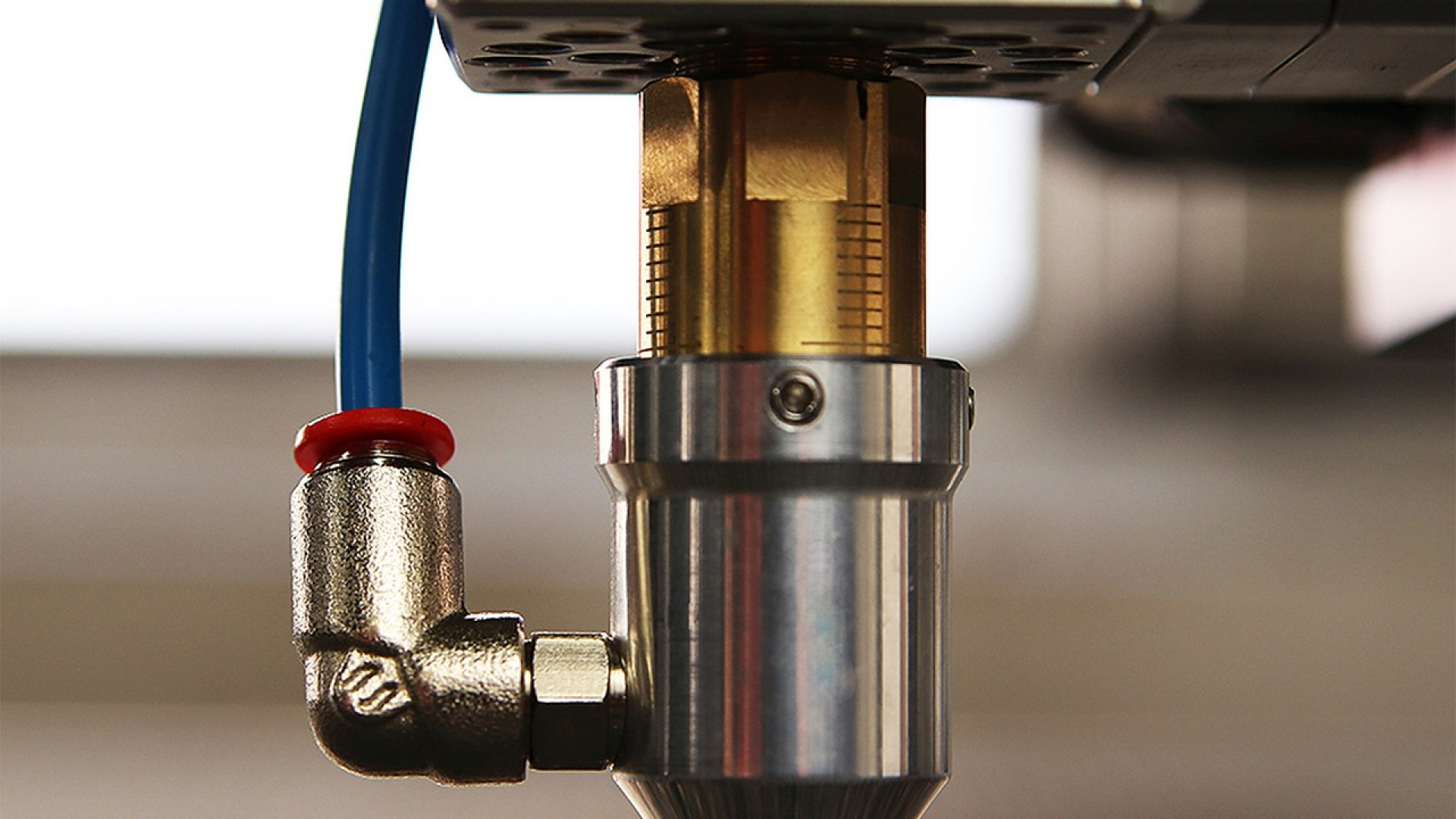 La découpe laser : un outil indispensable pour l’industrie