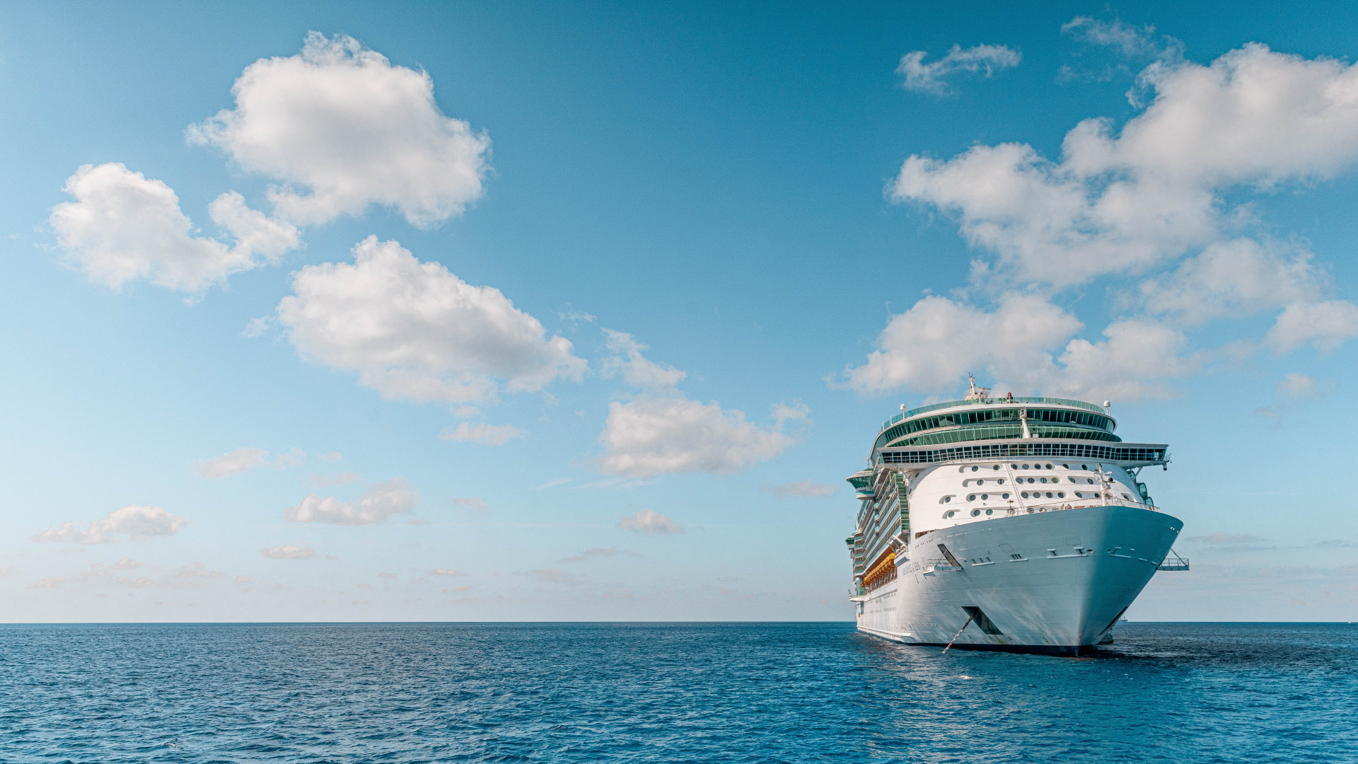 Découvrir les différents types de croisières : entre maritime et fluviale