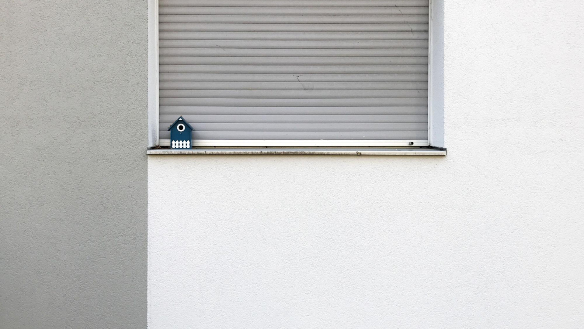 Volets roulants capricieux à Niort : quand appeler un pro ?